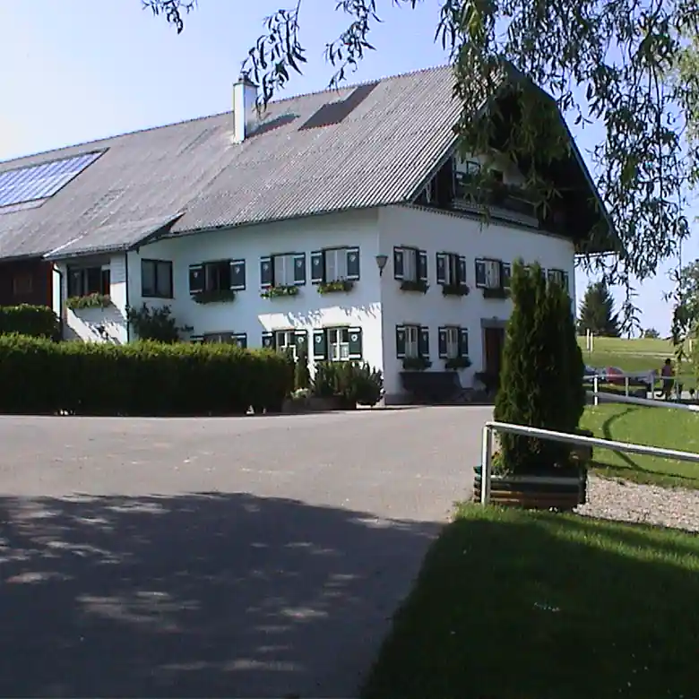 4 / 7: Reitschule Mösl-Haregg in Seekirchen 4 / 7: Reitschule Mösl-Haregg in Seekirchen